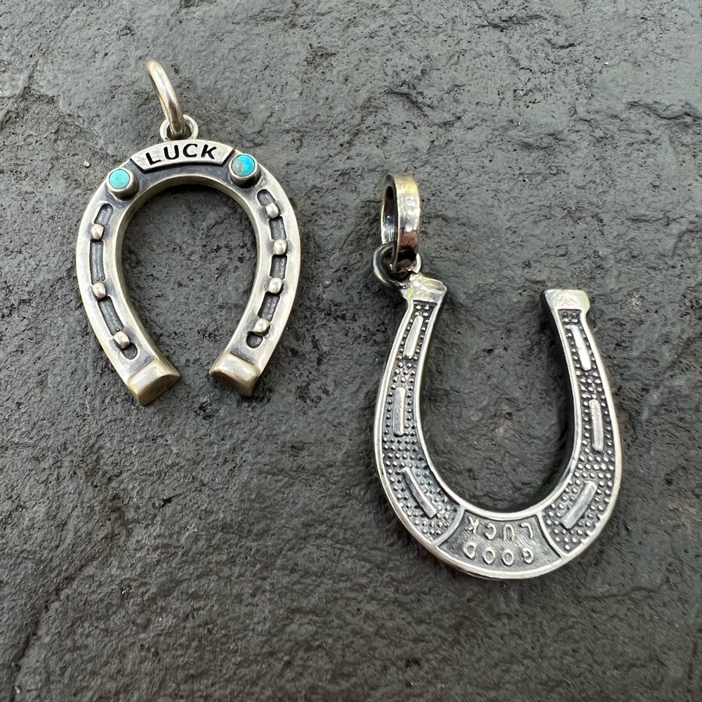 Lucky Horseshoe Charms Gem